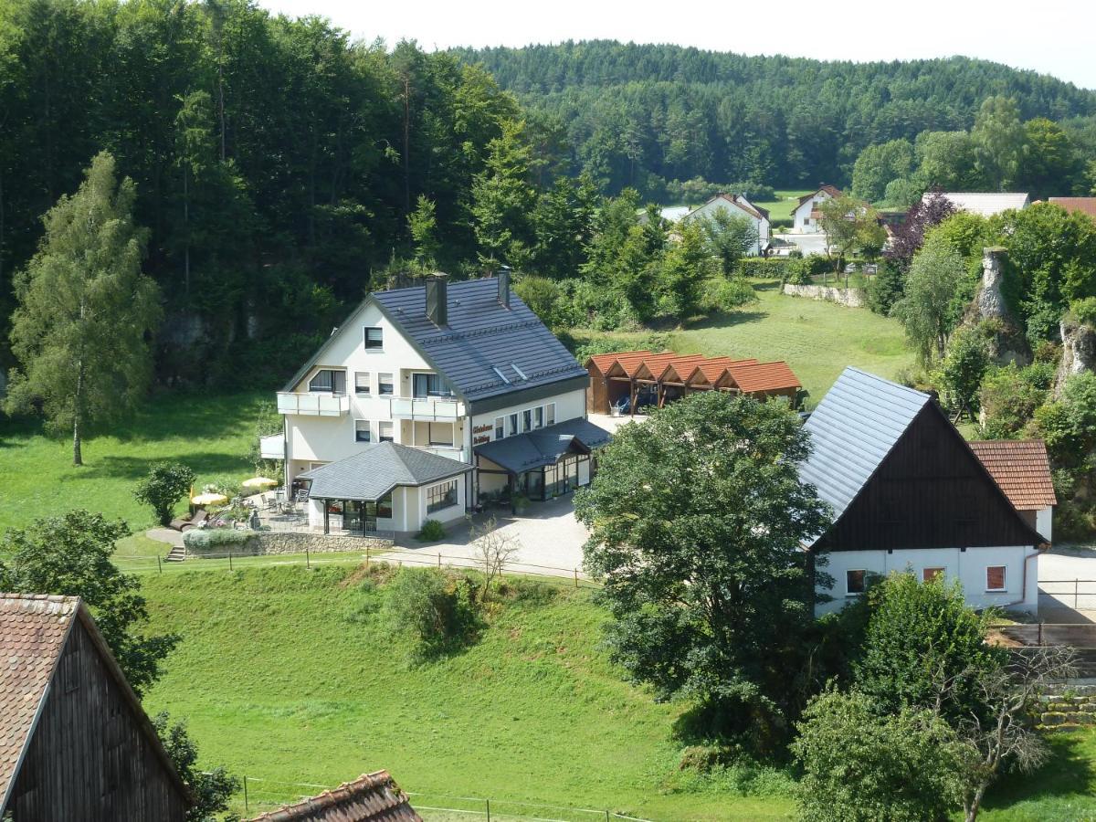 Gaestehaus Bruetting Obertrubach Eksteriør billede